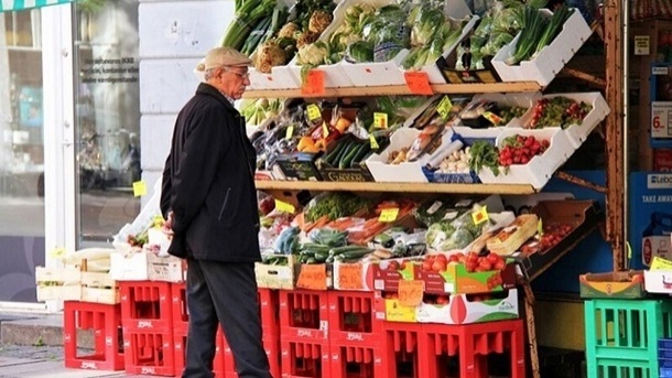 فشار مالیاتی به مردم برای مهار تورم