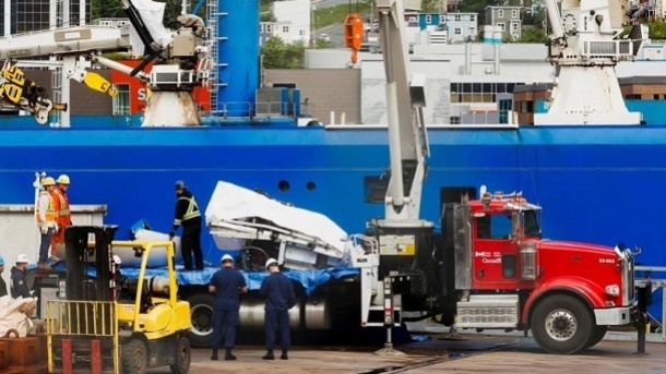 لاشه زیردریایی توریستی تایتان به ساحل آورده شد