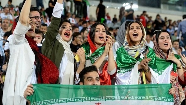 شورای عالی امنیت ملی حضور زنان در ورزشگاه ها را تصویب کرد