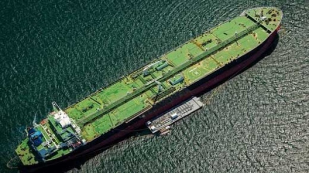 جزئیات فرار نفتکش باهاما پس از برخورد به شناور ایرانی