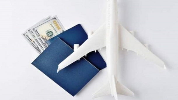 عرضه‌کنندگان دلاری بلیت پروازهای داخلی نقره‌‌داغ شدند