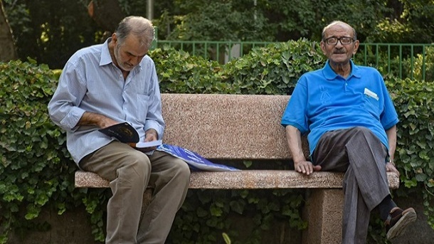 پیشنهاد افزایش سن بازنشستگی به 55 و 57 سال