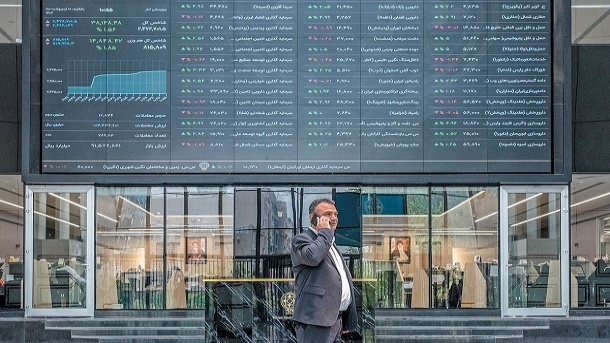 سهامداران بورس در گرداب بیاعتمادی