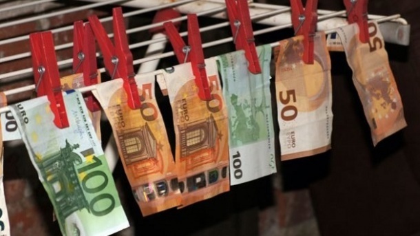 مجوز نگیرید، مضنون به پولشویی می‌شوید