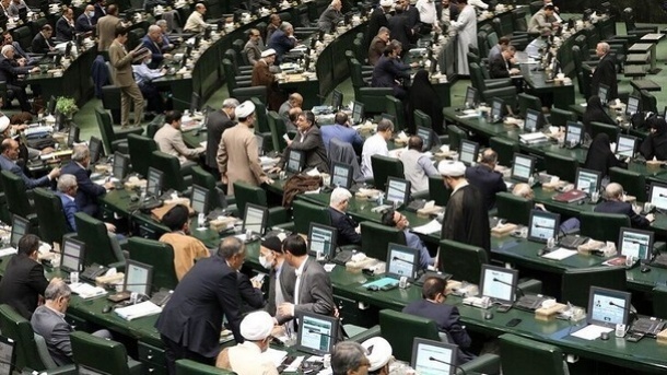 مسئولان جمهوری اسلامی ممنوعالخروج میشوند؟