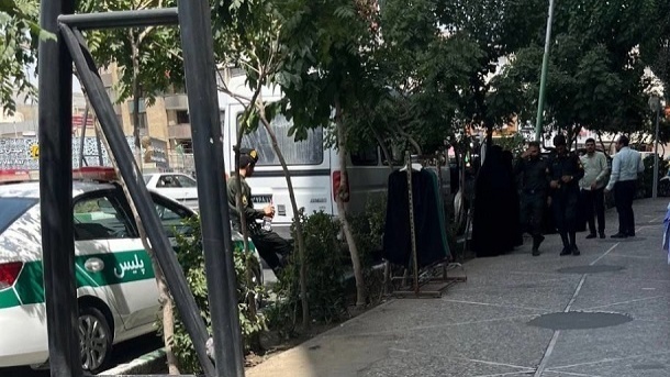 تصاویری از بازگشت دوباره گشت ارشاد به خیابان‌های تهران