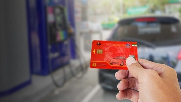 قطع سهمیه سوخت خودروهای فاقد بیمه نامه