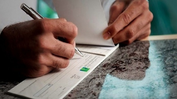 اقدام درست بانک مرکزی در هدفمند کردن صدور چک