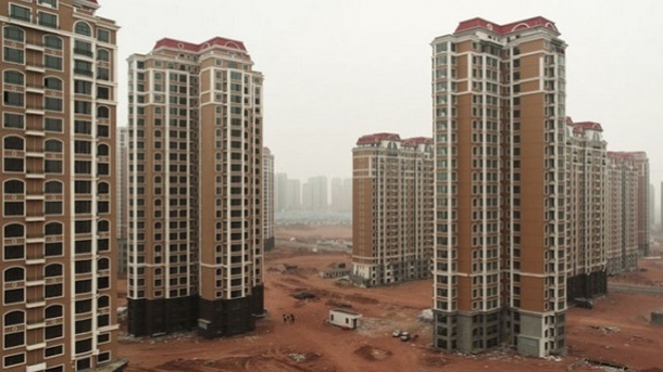 بازار مسکن در مقابل کاهش قیمت مقاومت میکند