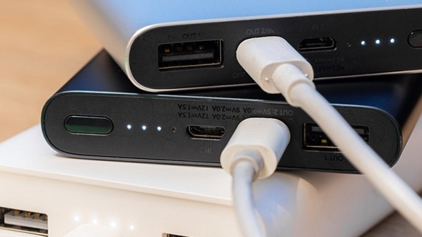 علت ممنوعیت حمل پاوربانک در هواپیما 