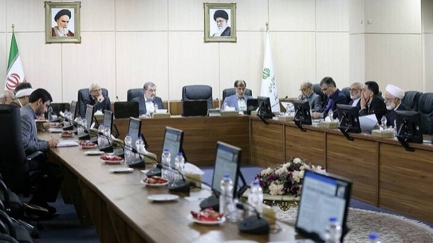 بررسی ماده مربوط به شورای فقهی در طرح بانک مرکزی