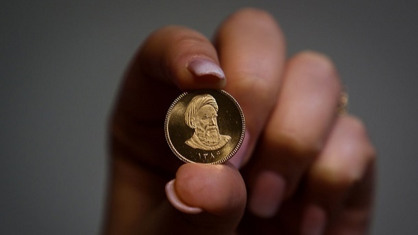 طلا و سکه بخریم یا منتظر بمانیم؟