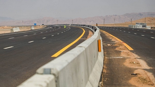 افتتاح همزمان 6 قطعه از آزادراه شیراز- اصفهان