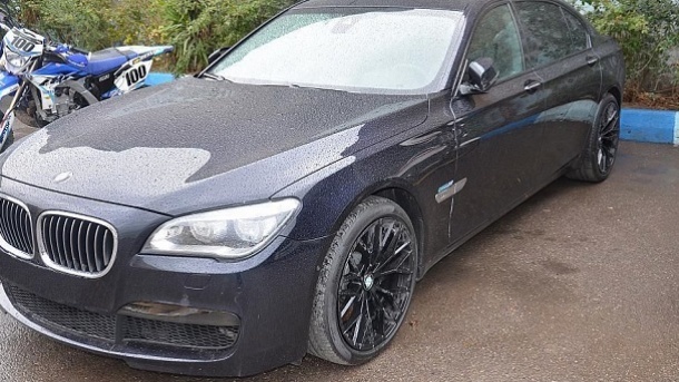 توقیف خودروی 7 میلیارد تومانی در بندرعباس