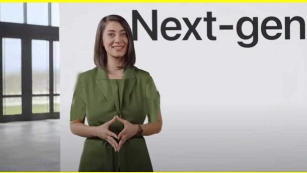 مهندس ایرانی مراسم معرفی آیفون 15 شرکت اپل 