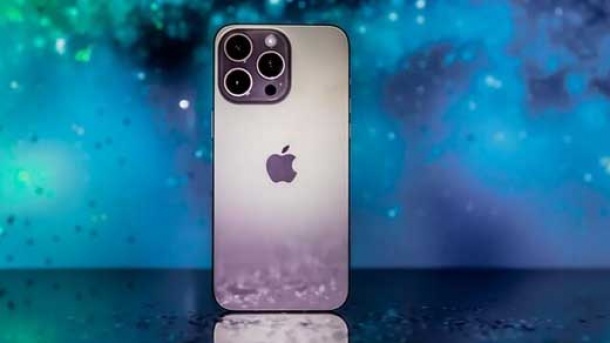 اشتباه بزرگ اپل در آیفون ۱۵ !