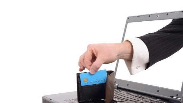 یک کلیک تا خالیشدن حساب بانکی