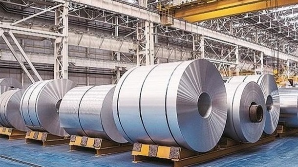 دستور رئیسجمهور برای کاهش قیمت سیمان و فولاد