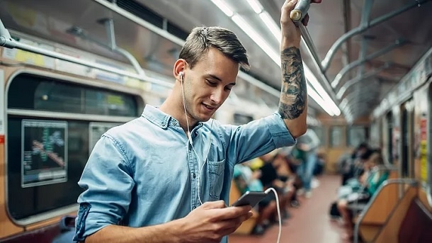 آداب برقراری تماس تلفنی در عصر امروز