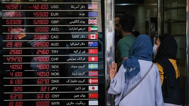 بازار ارز آماده یک ریزش سنگین؟