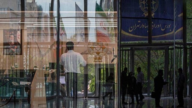 ریزش 10 هزار واحدی شاخص بورس