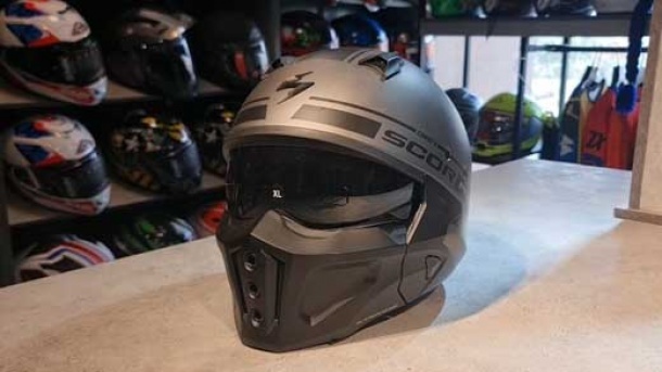 قیمت کلاه کاسکت چند؟