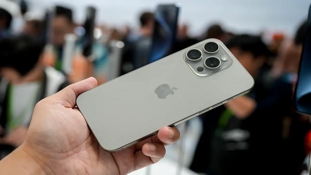 فروش آیفون 15 قاچاق توسط اسپانسر یک باشگاه 