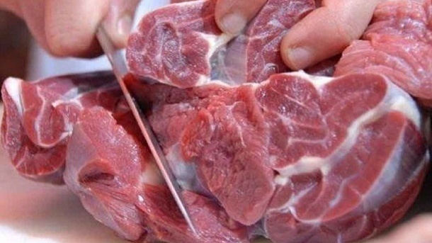 اضافه شدن گوشت گرم گوساله و گوسفندی در کالابرگ