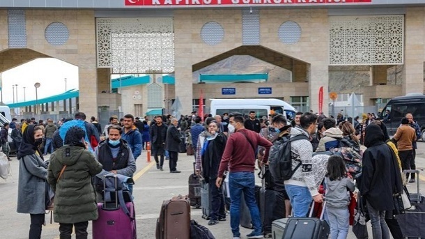 هموطن در «وان» چه‌کار می‌کنی؟‌ 