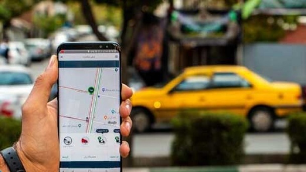 نرخ های نجومی تاکسی های اینترنتی در زمان ترافیک!
