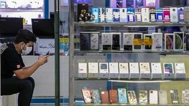 شورای رقابت به بازار موبایل ورود می کند؟