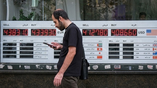دلیل بالا رفتن خرید دلار در بازار
