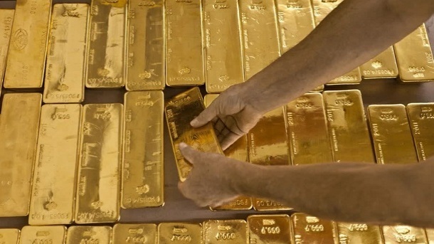 ثروت کشور نصف شد؟