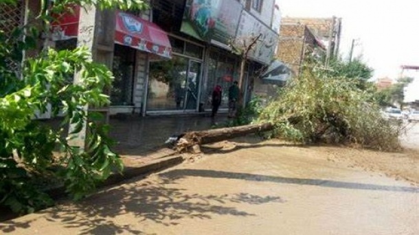 سیل مدارس این شهر را تعطیل کرد