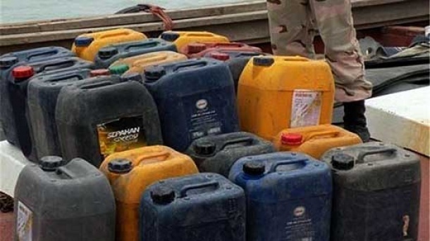 ماجرای فروش بنزین با قیمت های فضایی خارج از جایگاه های سوخت