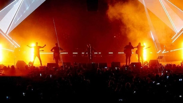 تبلیغ و فروش بلیت کنسرت «خوانندگان لس‌آنجلسی» ممنوع است