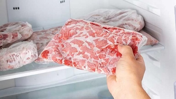 4 مورد از اشتباهات فریز کردن گوشت