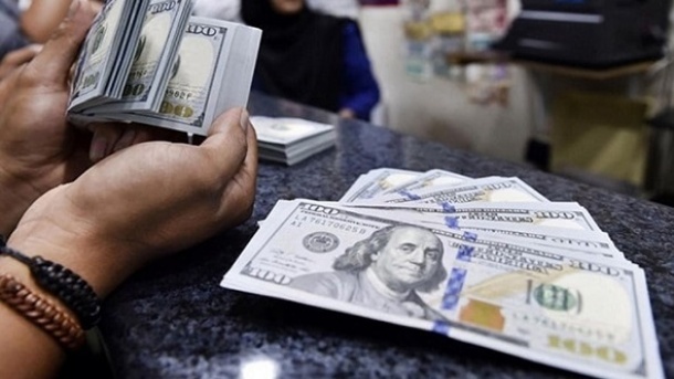 پیشبینی قیمت دلار در سال 1403