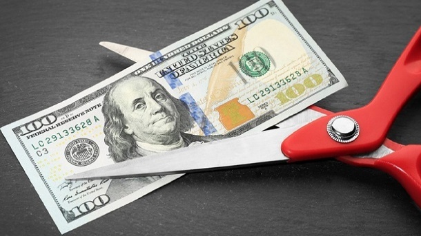 دلار در آستانه حذف کامل از مبادلات روسیه و چین