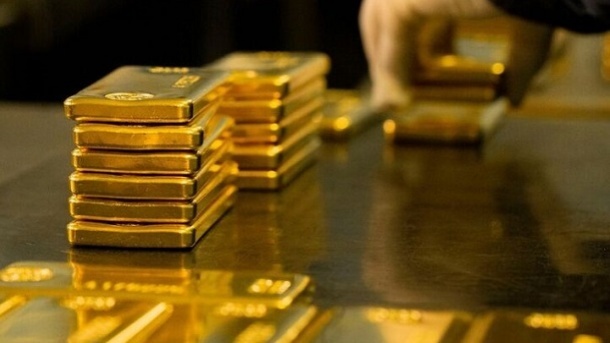 بهای طلا امروز جمعه در بازارهای جهانی