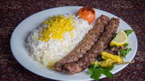 یک دست چلو کباب چند؟