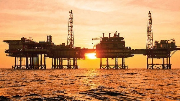 بررسی نقش نفت در رشد اقتصادی کشور