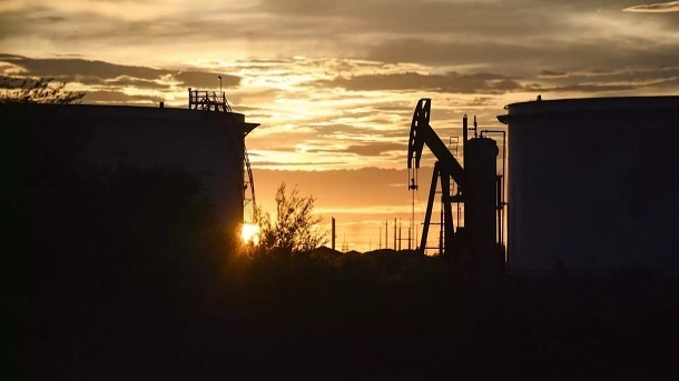 بهای نفت در بازارهای جهانی