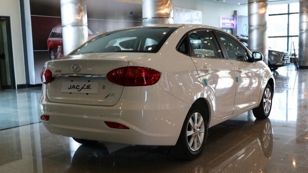 فروش اقساطی جک J4 با تحویل 10 روزه (آذر 1402)