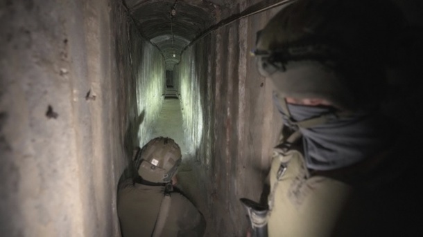 اسرائیل آب دریا را به تونل‌های غزه سرازیر کرد