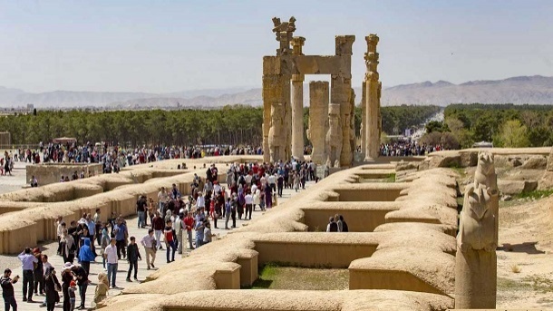 تورهای داخلی گران تر از خارج