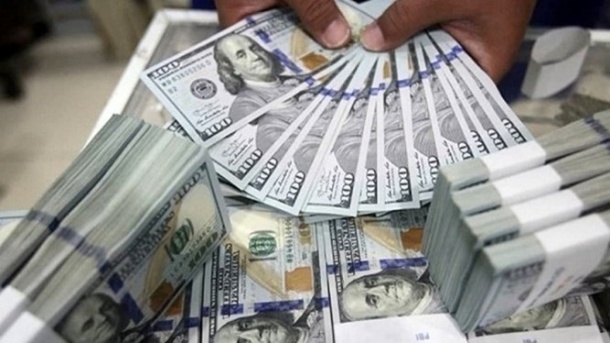 هدف بانک مرکزی برای رساندن قیمت دلار به 47 هزار تومان