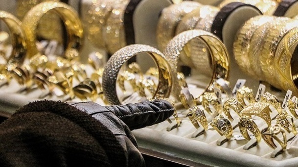 مالیات طلا فروشان از کارگران هم کمتر است