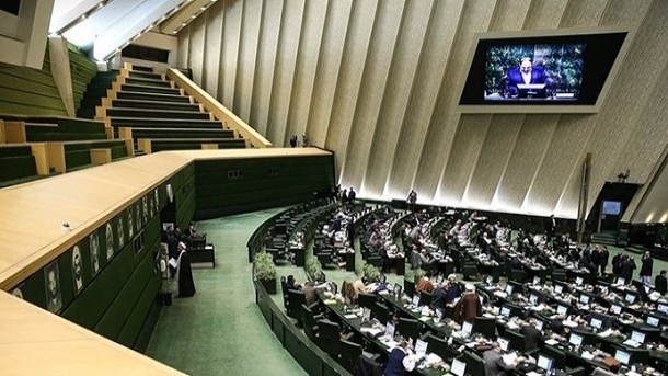 مجلس با افزایش 25 درصدی حقوق موافقت کرد