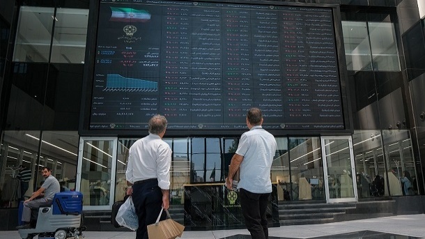 آمادگی پول برای ورود به بورس